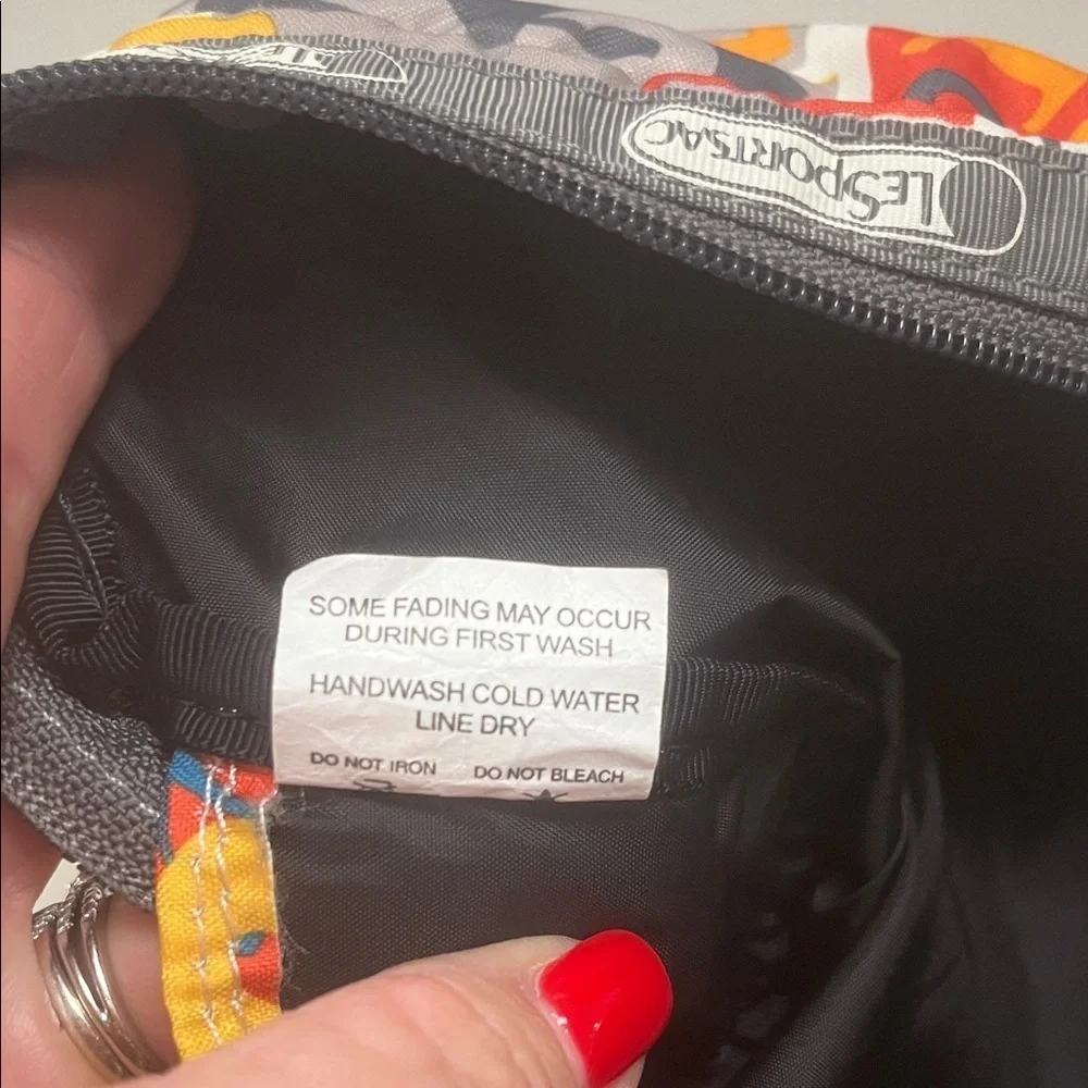 LeSportsac Colorful Graphic Toiletry / Cosmetic Bag preowned
